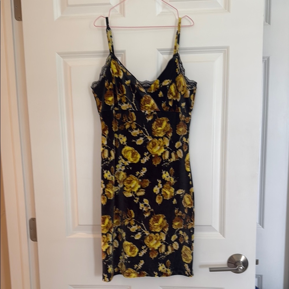 Urban Outfitters Gold Green Mini